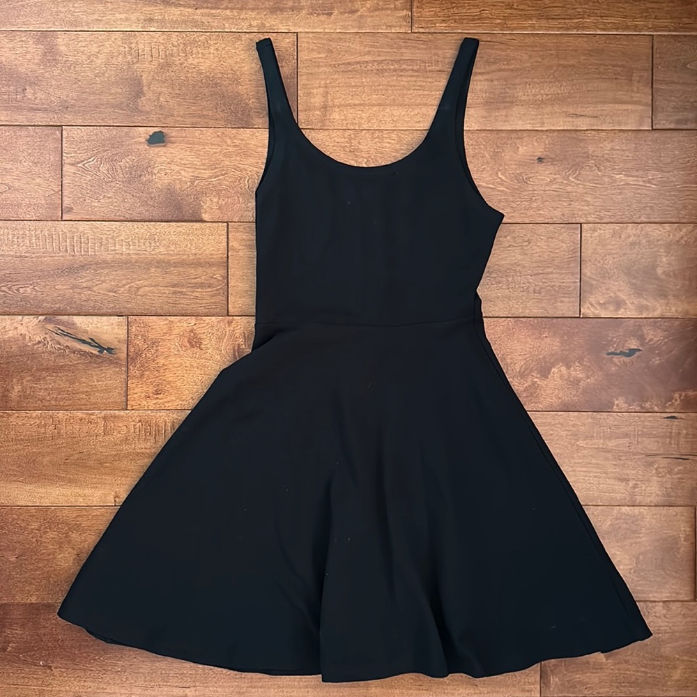 Express Skater Dress in black - size XS